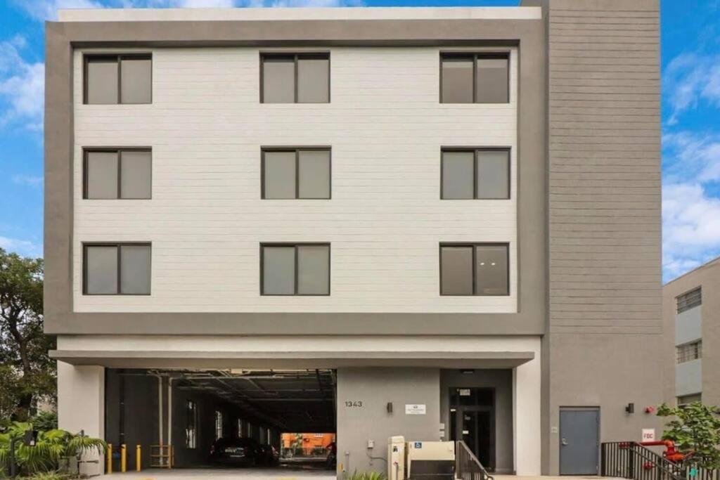 1br In With King Bed Near Wynwood And Marlins Park Apartamento