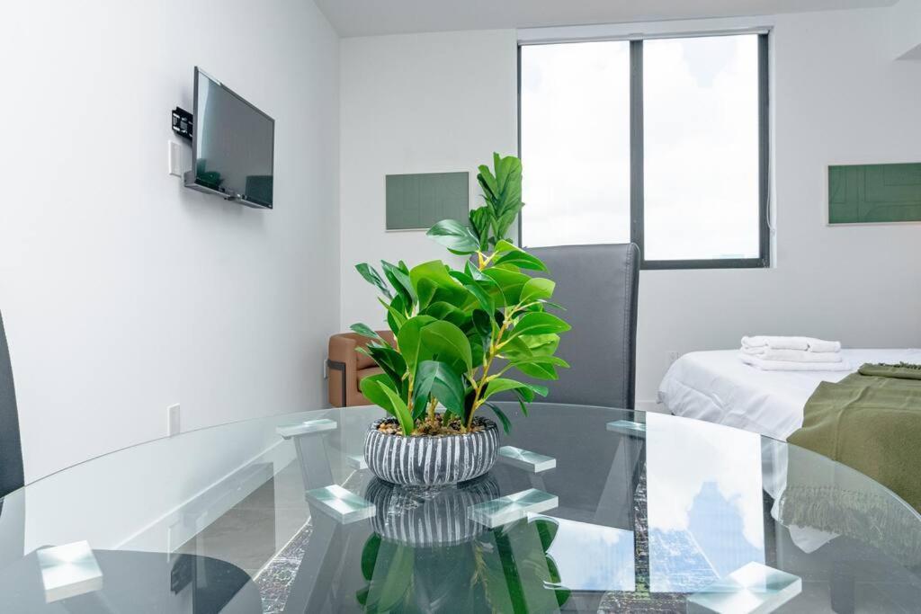 1br In With King Bed Near Wynwood And Marlins Park * Miami